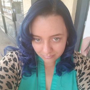 Meet your Posher, Monelle